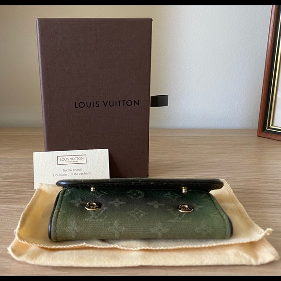 Louis Vuitton 4 Ring Key Holder Khaki Vintage Dust Bag & Box M92431 Monogram - Picture 12 of 16